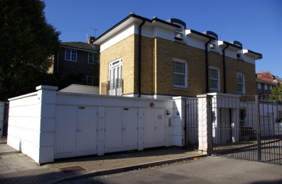Acacia Road Front