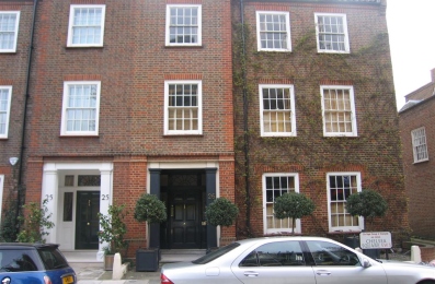 P1025 Chelsea Square Front