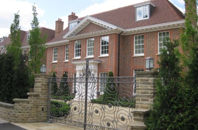76 Winnington Road 3